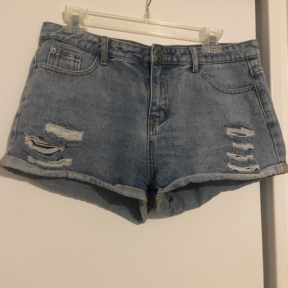 SHEIN Denim Distressed Women’s Shorts